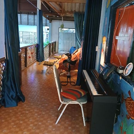 Chor Chaba Hotel Ko Kut Kültér fotó