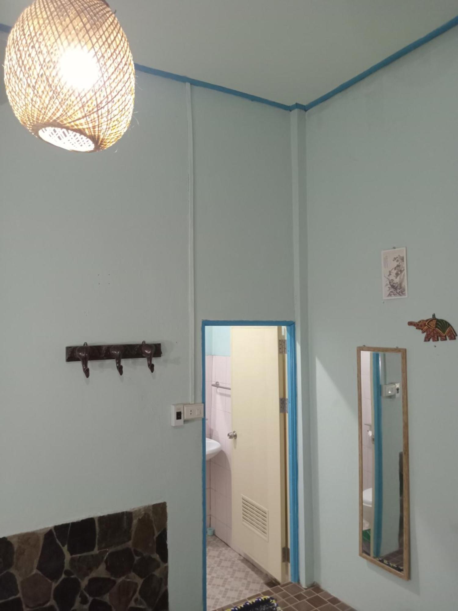 Chor Chaba Hotel Ko Kut Kültér fotó